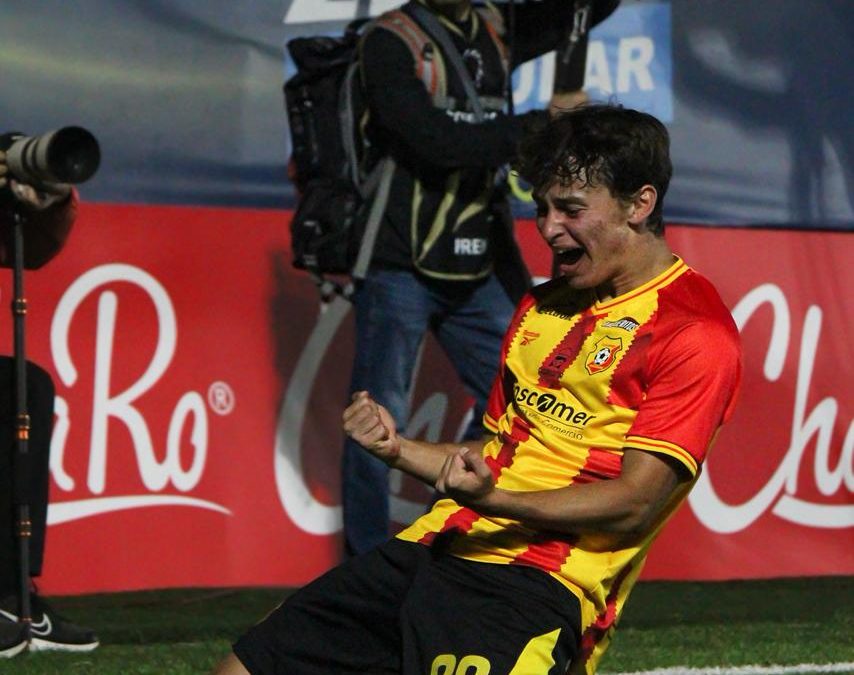 Daniel González: debut soñado, gol histórico en Primera División