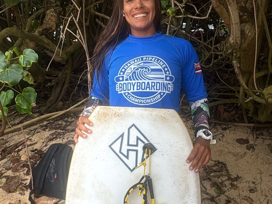 Una costarricense se lució en una de las olas más temidas del mundo